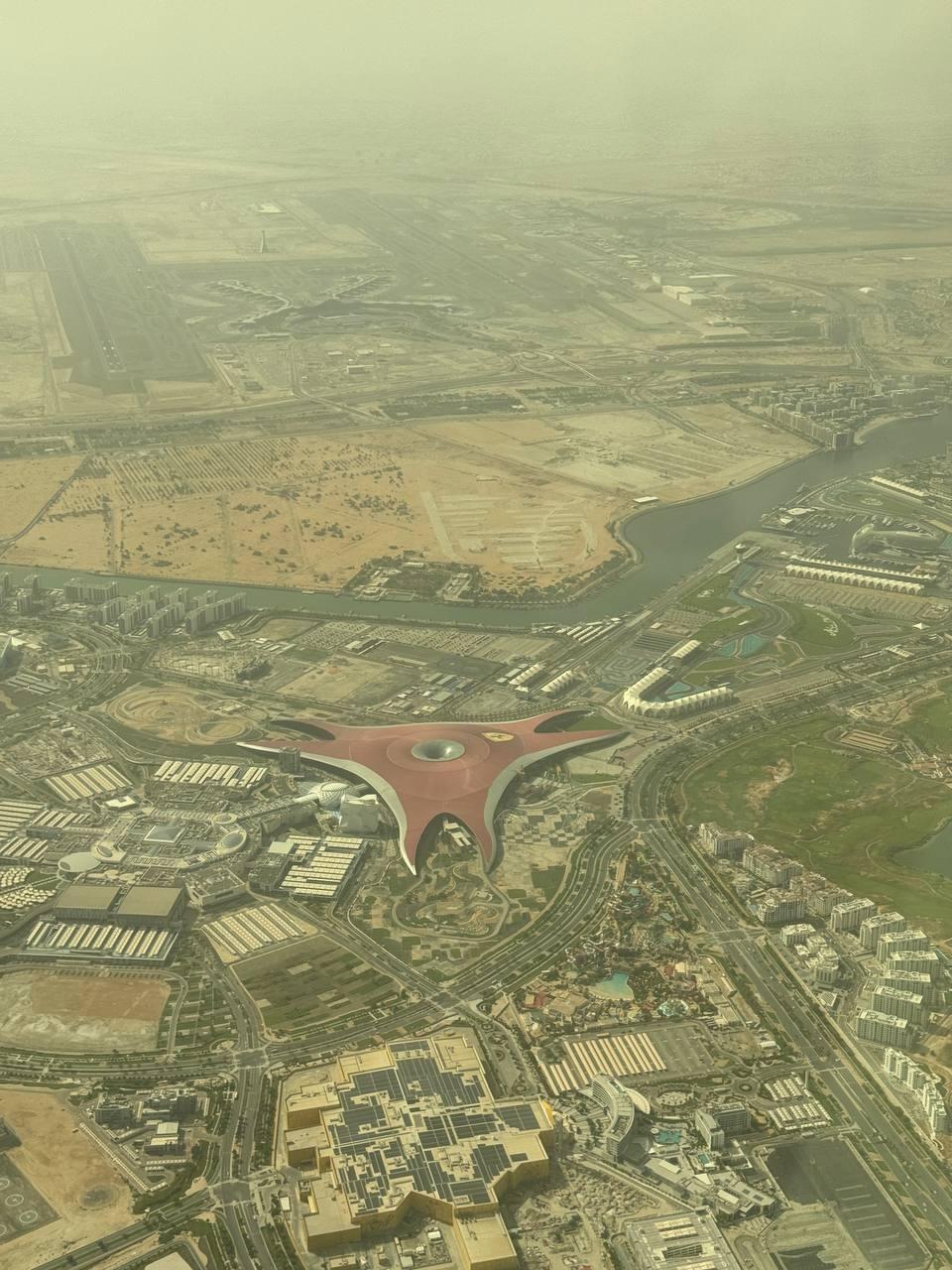 Abenteuer im Ferrari World Abu Dhabi